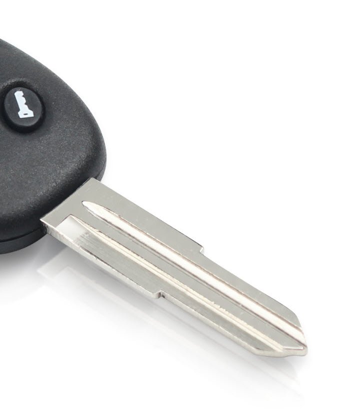 Carcasa cheie Chevrolet Epica Aveo Spark Lova 2 butoane / caneluna lamela partea dreapta
