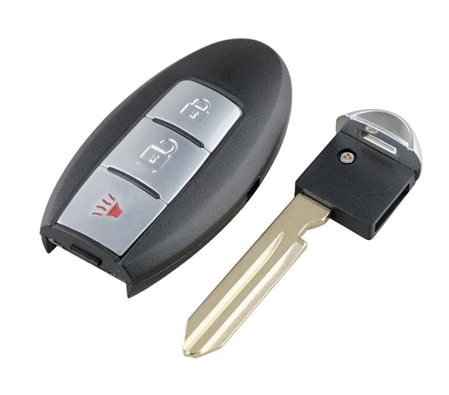 Smart key Nissan Patrol Pathfinder Qashqai  2+1 butoane, inainte 2009, suport baterie pe mijloc